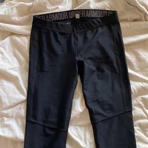Under Armour compression heat gear leggings